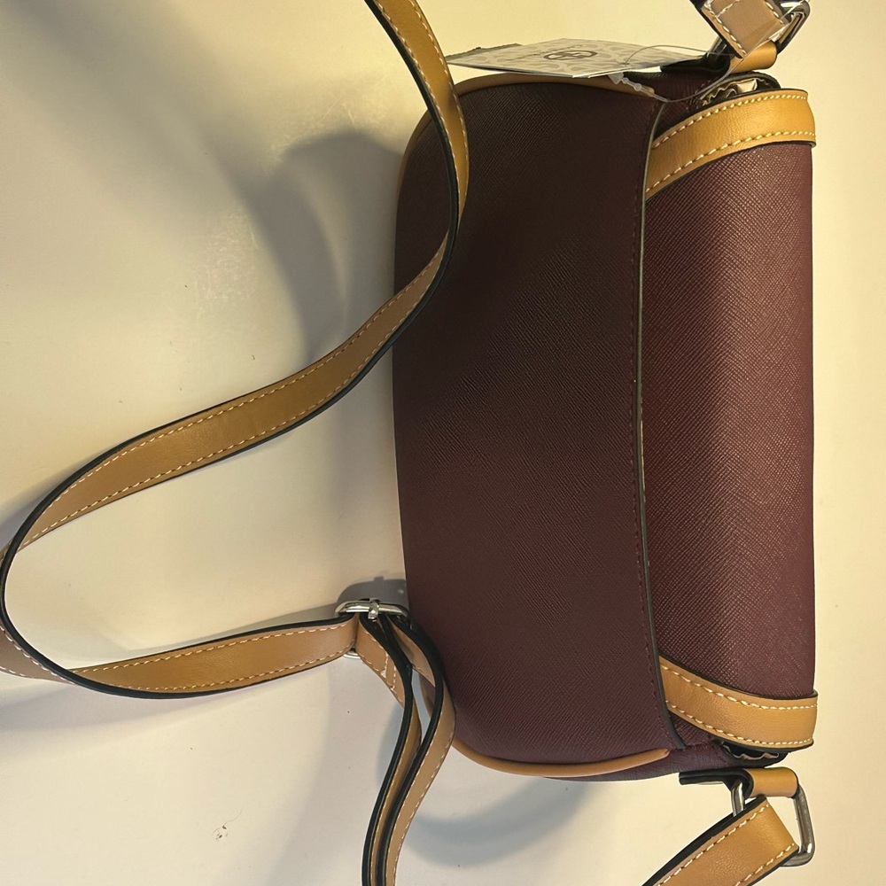 Gianni Bini Saddle Crossbody Bag NWT – Brown & Tan Faux Leather - Picture 13 of 14